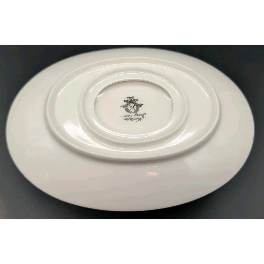 Noritake Bone China Fremont Gravy Boat Attached Underplate White Platinum Trim